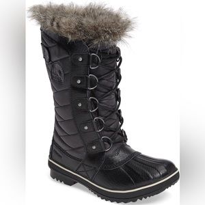 SOREL TOFINO SNOW BOOT